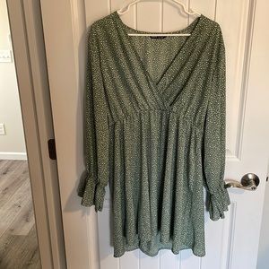 Woman’s summer long sleeve dress
